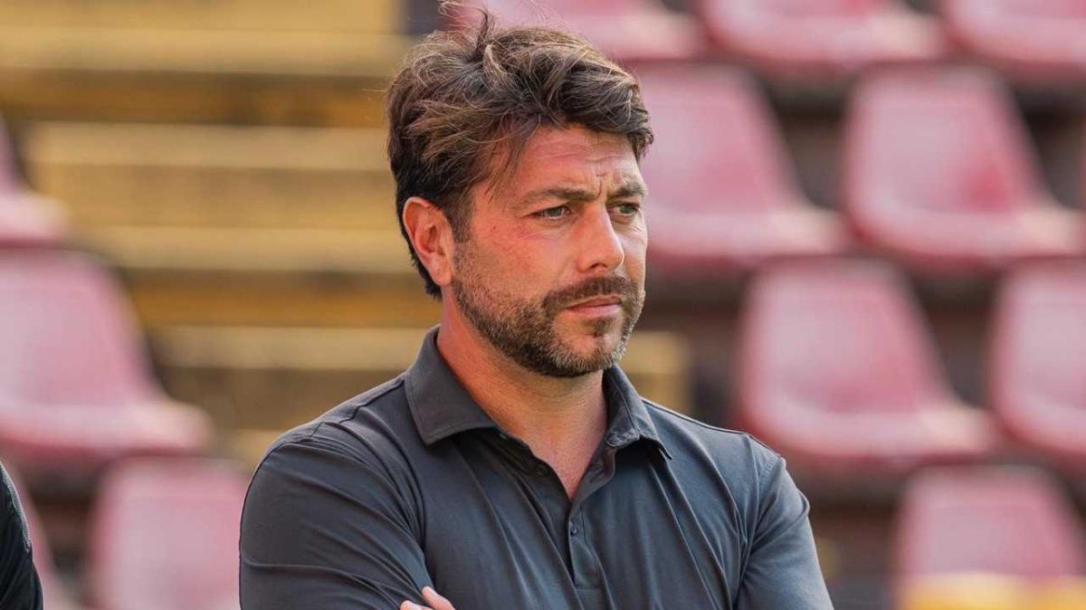 Triestina, Marino carica i suoi dopo la retrocessione:  “Giocare con dignità e orgoglio"