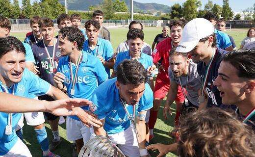 Napoli, è promozione! Trionfo con l’Entella e ritorno in Primavera 1