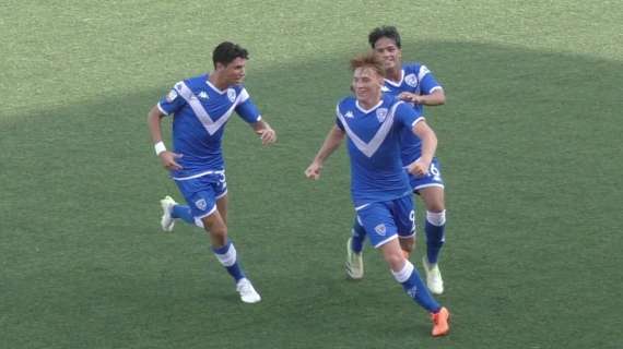 Un giovane Brescia si prepara al derby contro la Feralpisalò