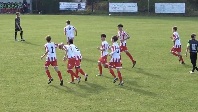 Che battaglia nel gruppo 4! Tre squadre a punteggio pieno!