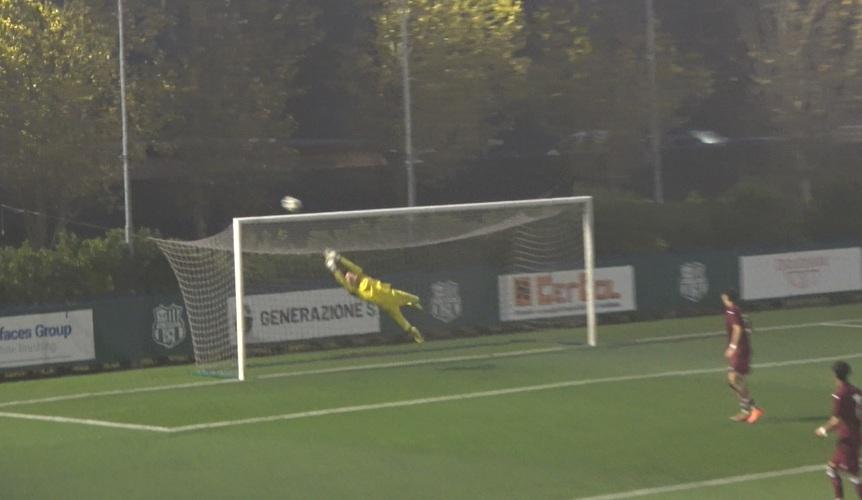 Gabriel Agosto para tutto: il portiere granata blinda la vittoria