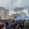 Lazio - Roma, i laziali si radunano a Ponte Milvio: il derby si avvicina - FOTO&VIDEO