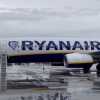 Ryanair alza le tariffe su bagaglio a mano e priorità: tutte le novità