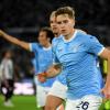PAGELLE Lazio-Juventus: Basic d'oro, Isaksen scatenato, Sarri batte Tudor