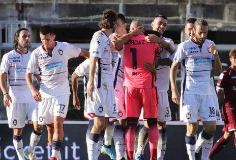 Serie B, la Cremonese ferma lo Spezia e il Crotone ringrazia: calabresi in Serie A
