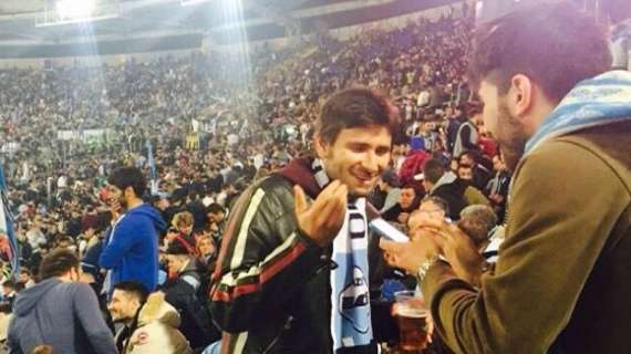 Adesivi antisemiti, Di Battista: "Intolleranza problema diffuso, tali persone non devono entrare allo stadio"