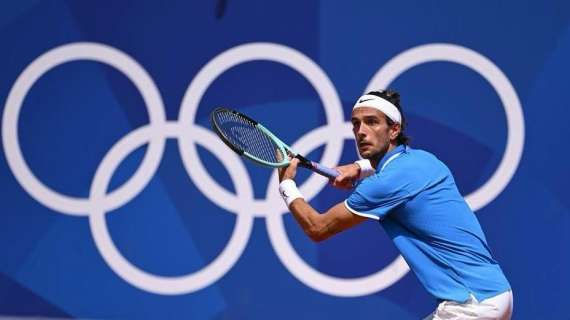 Parigi 2024 | Djokovic batte Musetti: il gesto furioso dell'azzurro diventato virale