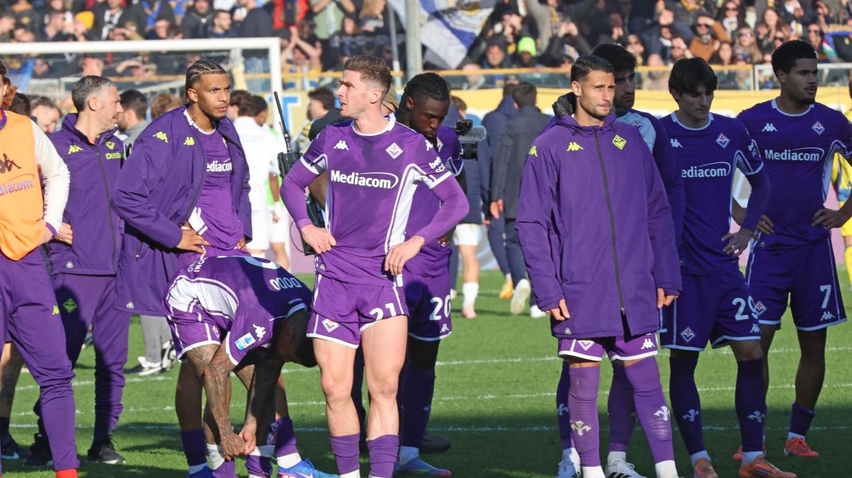 Fiorentina, silenzio stampa dopo l'ennesimo ko. E i tifosi...