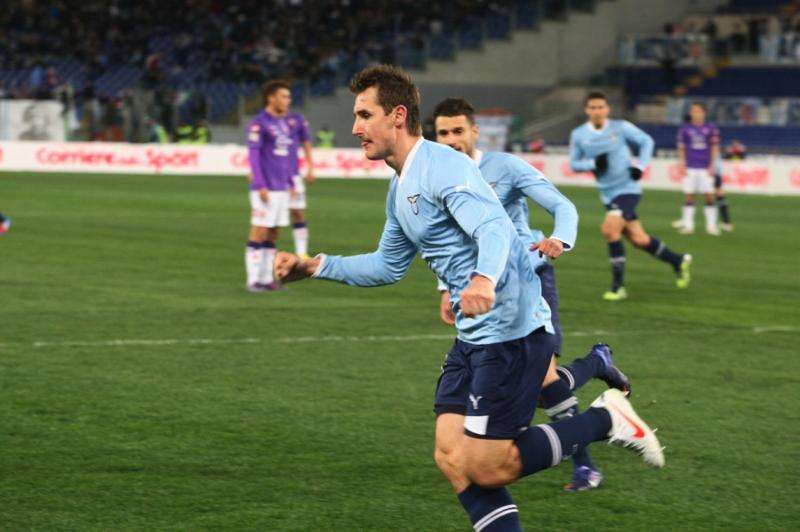 La verità di Klose: "Contro l'Inter volevo esserci, ma il dolore era forte e alla mia età il recupero è più lento"... Poi si confessa: "Non faccio vita notturna e sono superstizioso"