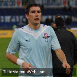 Asse Lazio-Inter: frenata per Kolarov, fiducia per Ledesma. Sull'argentino anche la Juventus