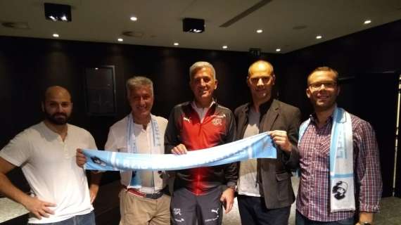 Petkovic fa visita al Lazio Club Bruxelles: “Non dimenticherò mai il 26 maggio” - FOTO