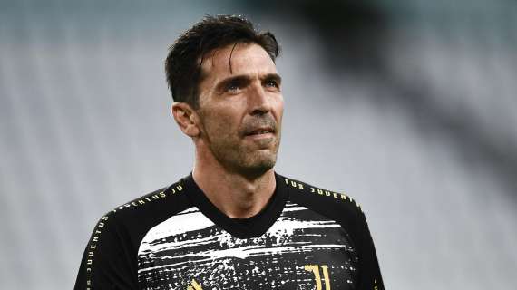 Juventus, si tratta per il rinnovo di Buffon: potrebbe battere il record di Ballotta
