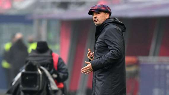Bologna - Lazio, battibecco tra Mihajlovic e Correa dopo un fallo su De Silvestri