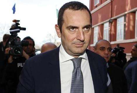 Serie A, Spadafora: "Soluzione possibile per le partite in chiaro". E Sky risponde...
