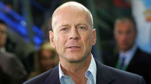 Bruce Willis, rivisto il testamento: "Ormai non è più in grado di..."