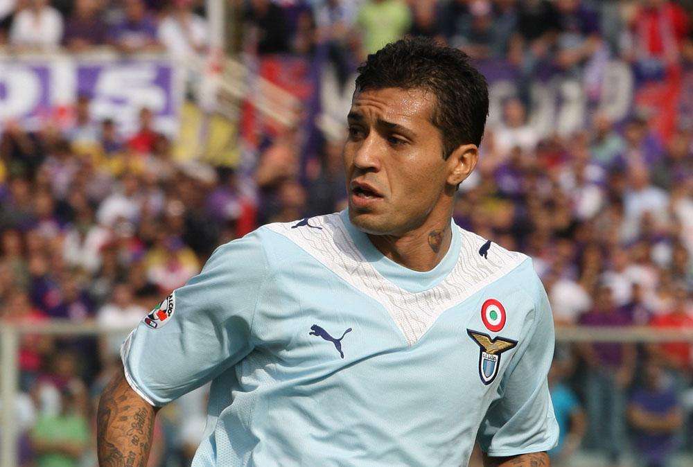 FORMELLO  L'amichevole conferma il 3-5-2: Matuzalem verso il rientro, Biava e Dias tornano in lizza, Muslera influenzato. Finisce con 6 reti e troppo nervosismo