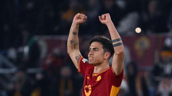 Roma, tegola per De Rossi: si ferma Dybala. I tempi di recupero