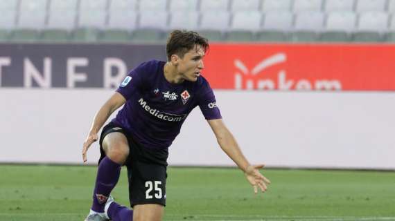 Fiorentina, scoppia il caso Chiesa: zittisce lo stadio vuoto e viene criticato