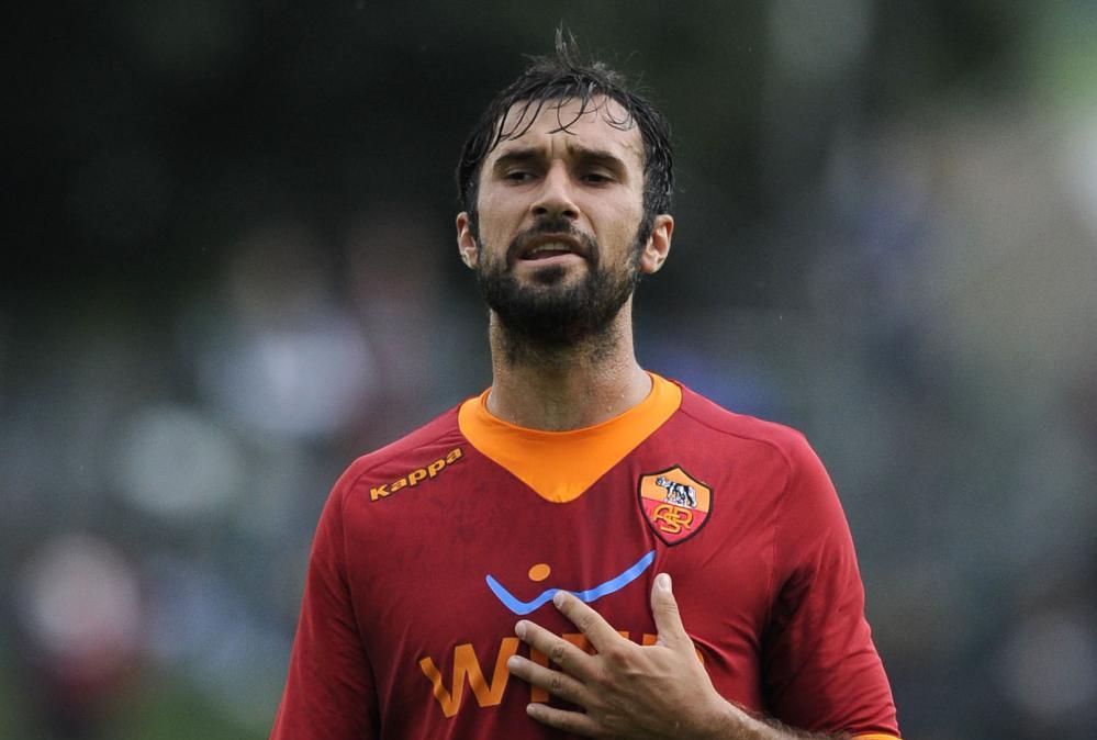 Vucinic, il debutto da CT dell'ex Roma è un vero tracollo: lo score è nettissimo!