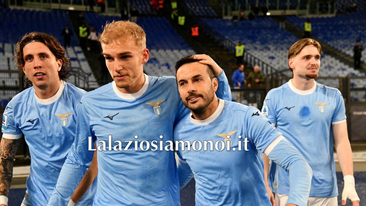 Lazio, tre gare per scrivere il tuo destino: Sarri riflette sull'attacco