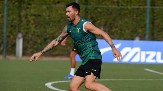 Lazio, rebus difesa: Romagnoli out, Patric in ritardo e Provstgaard…