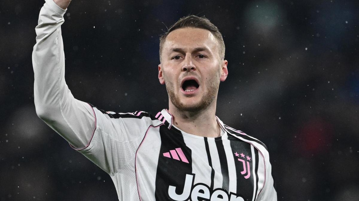 Juve - Lazio, annullato un gol a Koopmeiners. Marelli: "Non è regolare..."