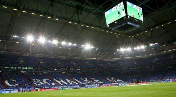 Schalke - Manchester City, aggredito un tifoso inglese dopo la partita: condizioni critiche