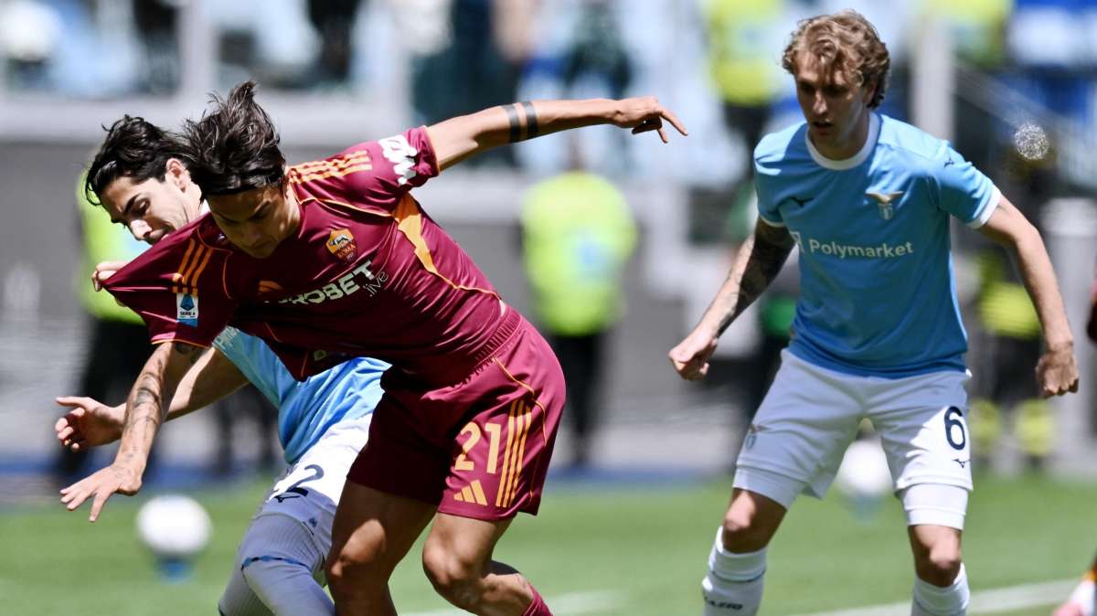 Roma - Lazio, ancora una rissa nel derby: espulsi Rovella e Wesley