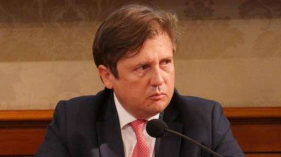 Riapertura stadi, Sileri: "Auspicabile il ritorno dei tifosi"
