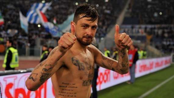 Lazio, il leone Acerbi si è tatuato...un leone - FOTO