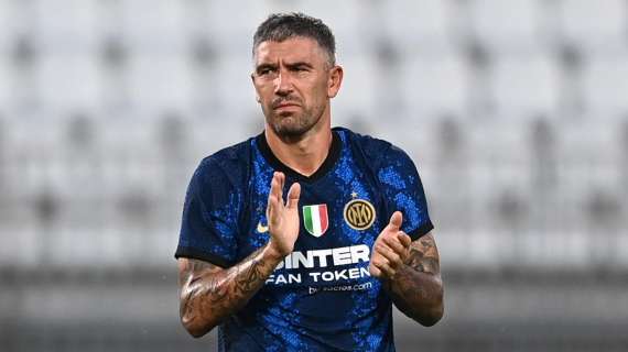 Inter, Kolarov conferma: "Offerta improvvisa. Decisone non facile ma..."