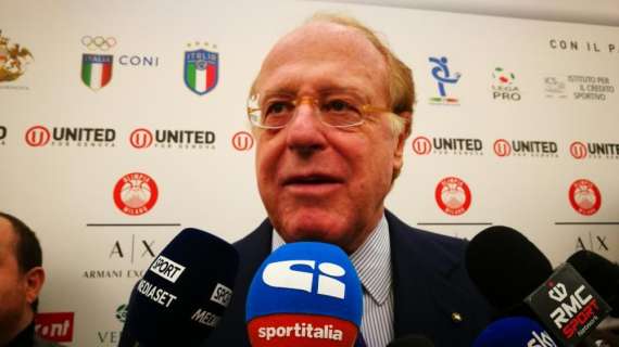 Milan, Scaroni: "Per noi è obbligatorio andare in Champions League"