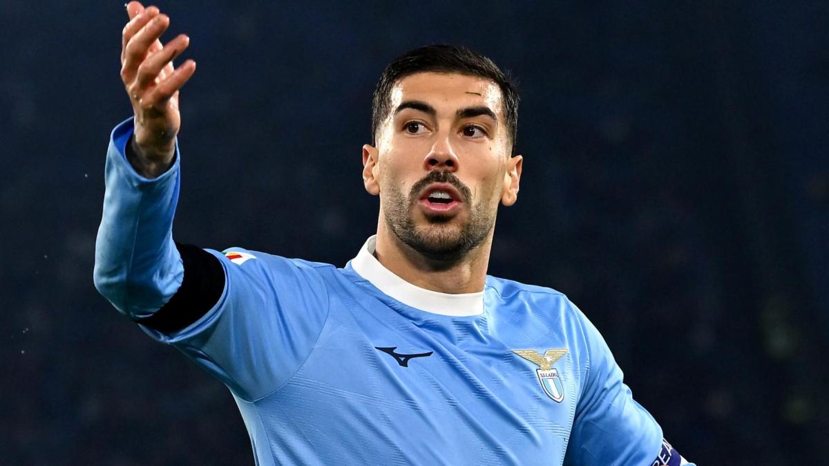 Zaccagni: "Vorrei dare più gioie ai tifosi. La Lazio è questa, ti entra dentro e..."