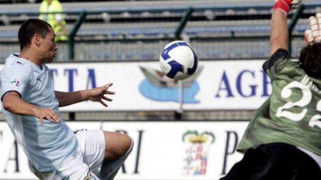 IL PRECEDENTE - Cagliari-Lazio e la doppietta di Zàrate che fece innamorare i tifosi biancocelesti...