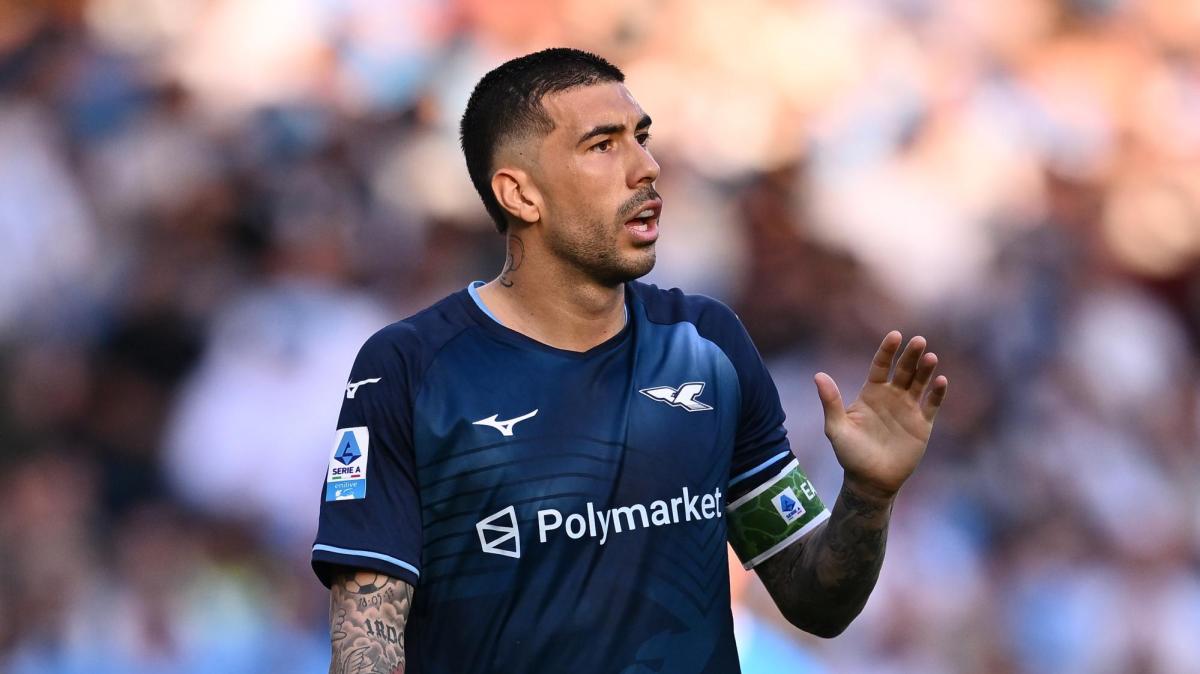 Lazio, Zaccagni ringrazia i tifosi: "È stato bellissimo, ci hanno caricato"