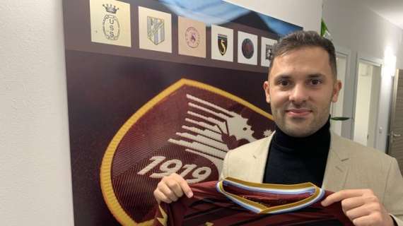Salernitana, Durmisi si presenta: "Avevo altre offerte, ma ho voluto questa maglia"