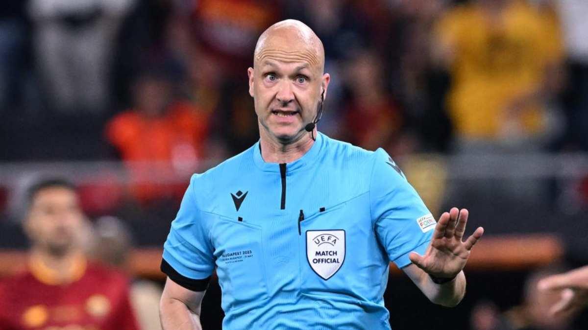 Marelli sta con Taylor e i romanisti impazziscono: niente rigore!