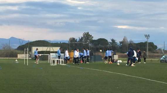 FORMELLO -  15' aperti ai media: la Lazio entra in campo per il riscaldamento - FT&VD