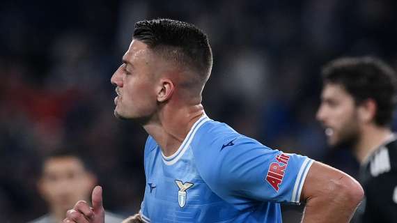 Lazio - Juve, Opelka pazzo di Milinkovic: l’esultanza al gol - FOTO