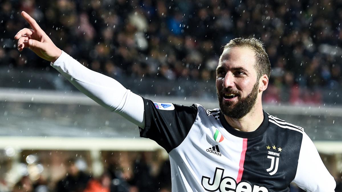 Clamoroso Tare: “Higuain è stato a un passo dalla Lazio, poi…”