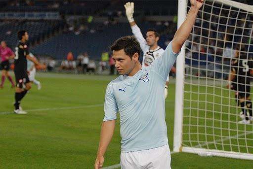 RIVIVI LA DIRETTA - LAZIO-DEPORTIVO LA CORUNA 3-1 (11' pt Zarate, 23' pt Adrian, 27' st rig. Hernanes, 32' st Floccari)
