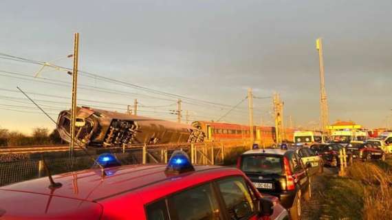 Treno Frecciarossa deraglia a Lodi: due morti, decine i feriti