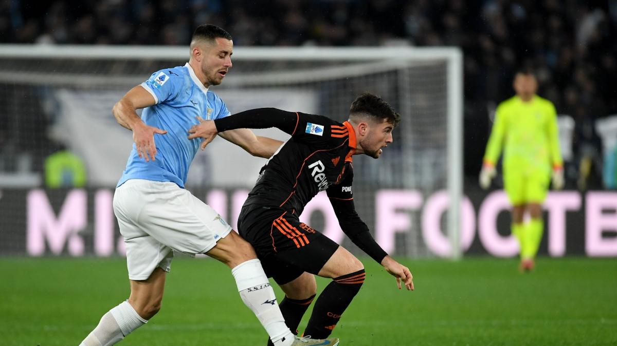 PAGELLE Lazio-Como: squadra in balia, Marusic si distrae subito. L'attacco è sterile...