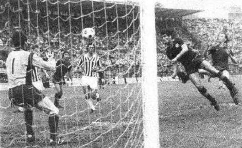 Parla il guardalinee che annullò il gol a Turone: "Avevo ragione io..."