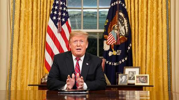 Coronavirus, Trump chiude gli Usa: "Sospesi voli da Europa per un mese"