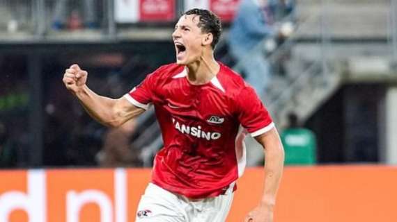 Calciomercato Lazio | Tchaouna addio, c'è già il sostituto: contatti per Van Bommel