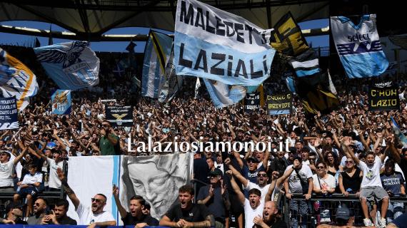Lazio - Roma, la Nord allontana la squadra: fischi alla fine del match
