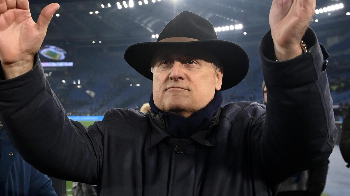 Disfatta Italia, Lotito lancia una raccolta firme per le dimissioni di Gravina