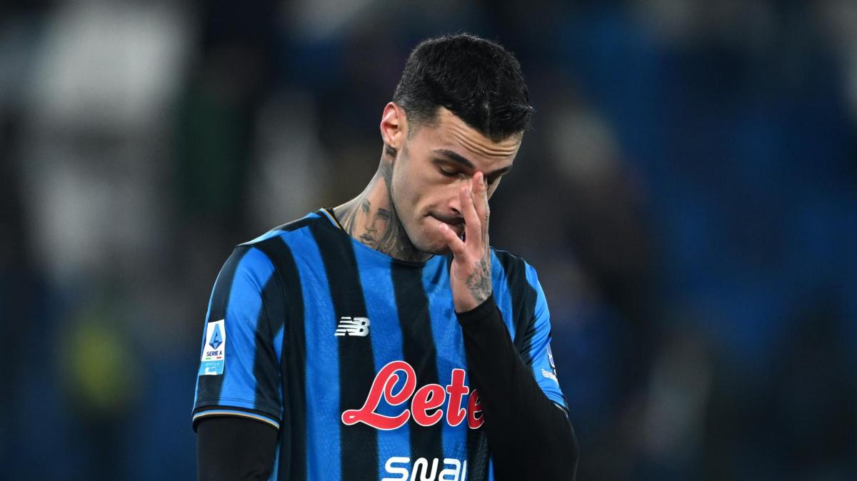 Ancora l'immediatezza: annullato un gol assurdo a Scamacca contro la Roma