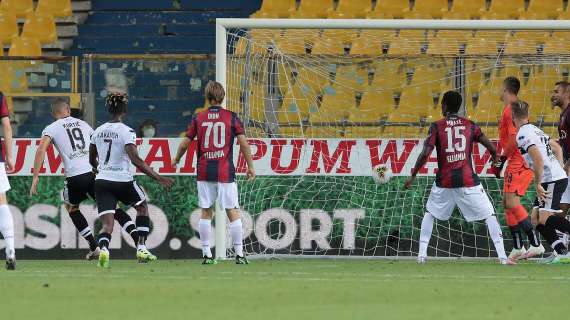 Serie A, Mihajlovic batte Liverani: 4-1 del Bologna sul Parma